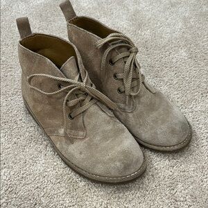 Lands' End Tan Suede Chukka Boots Classic Design